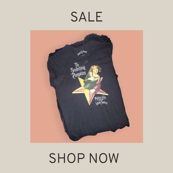 Smashing Pumpkins black graphic tee🖤💛 - Picture 2 of 4